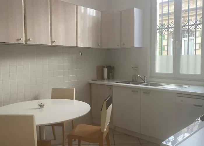 Oasis Urbaine Maison De Plain Pied Avec Terrasse Et Jardin *