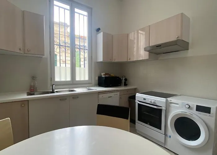 Oasis Urbaine Maison De Plain Pied Avec Terrasse Et Jardin Holiday home *