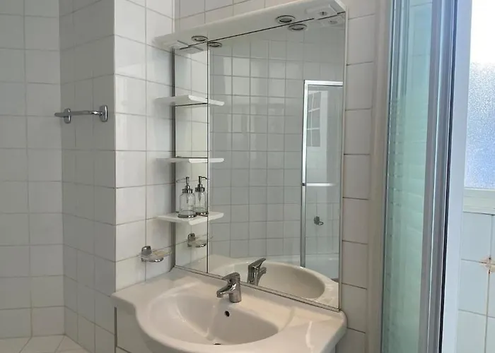 Oasis Urbaine Maison De Plain Pied Avec Terrasse Et Jardin *